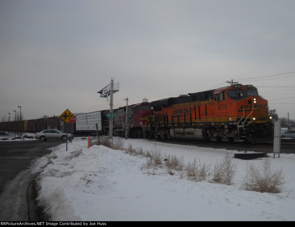 BNSF 6715 East